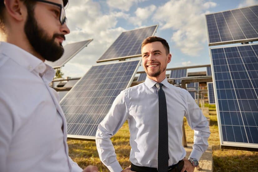 engineers-field-with-solar-panels_251859-5831.jpg