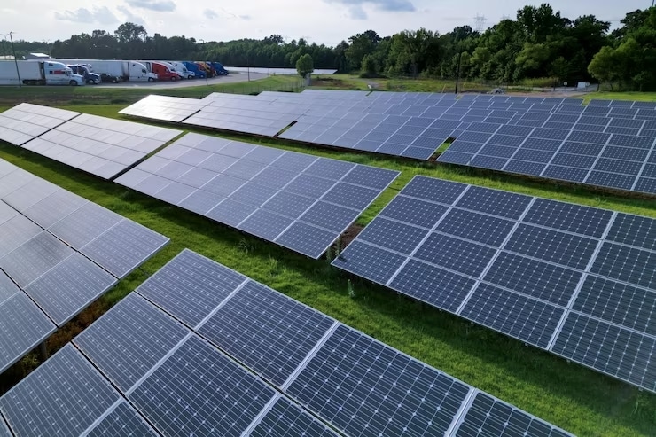solar-panels-field-grass_721969-743.jpg